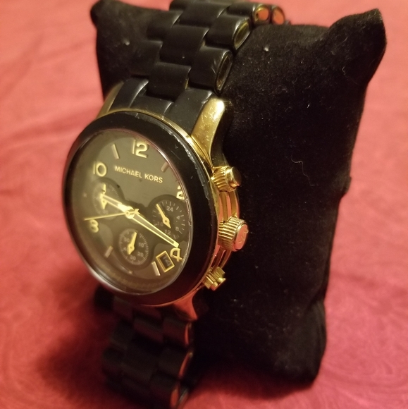 Authentic Michael Kors - Picture 4 of 16